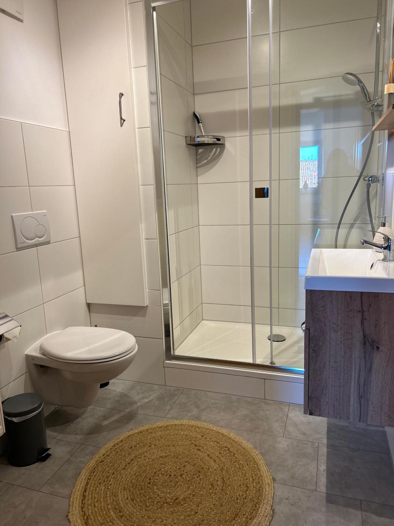 Gemuetliches Altstadtapartment Mit Balkon Und Smart Tv 埃尔福特 外观 照片