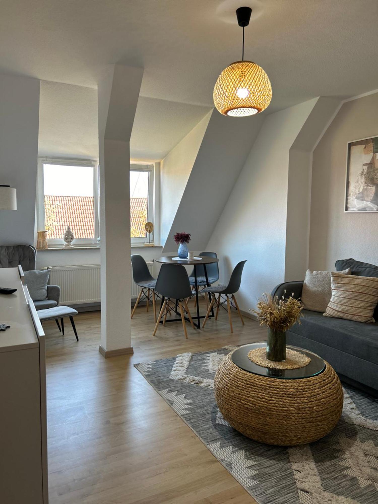 Gemuetliches Altstadtapartment Mit Balkon Und Smart Tv 埃尔福特 外观 照片