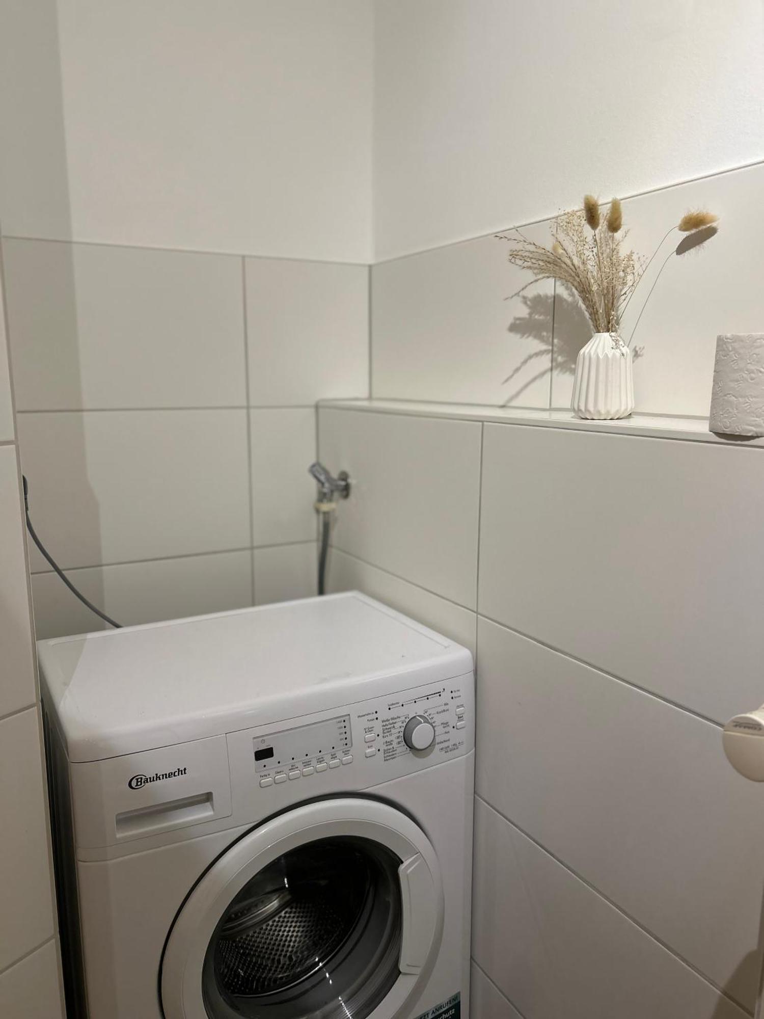 Gemuetliches Altstadtapartment Mit Balkon Und Smart Tv 埃尔福特 外观 照片
